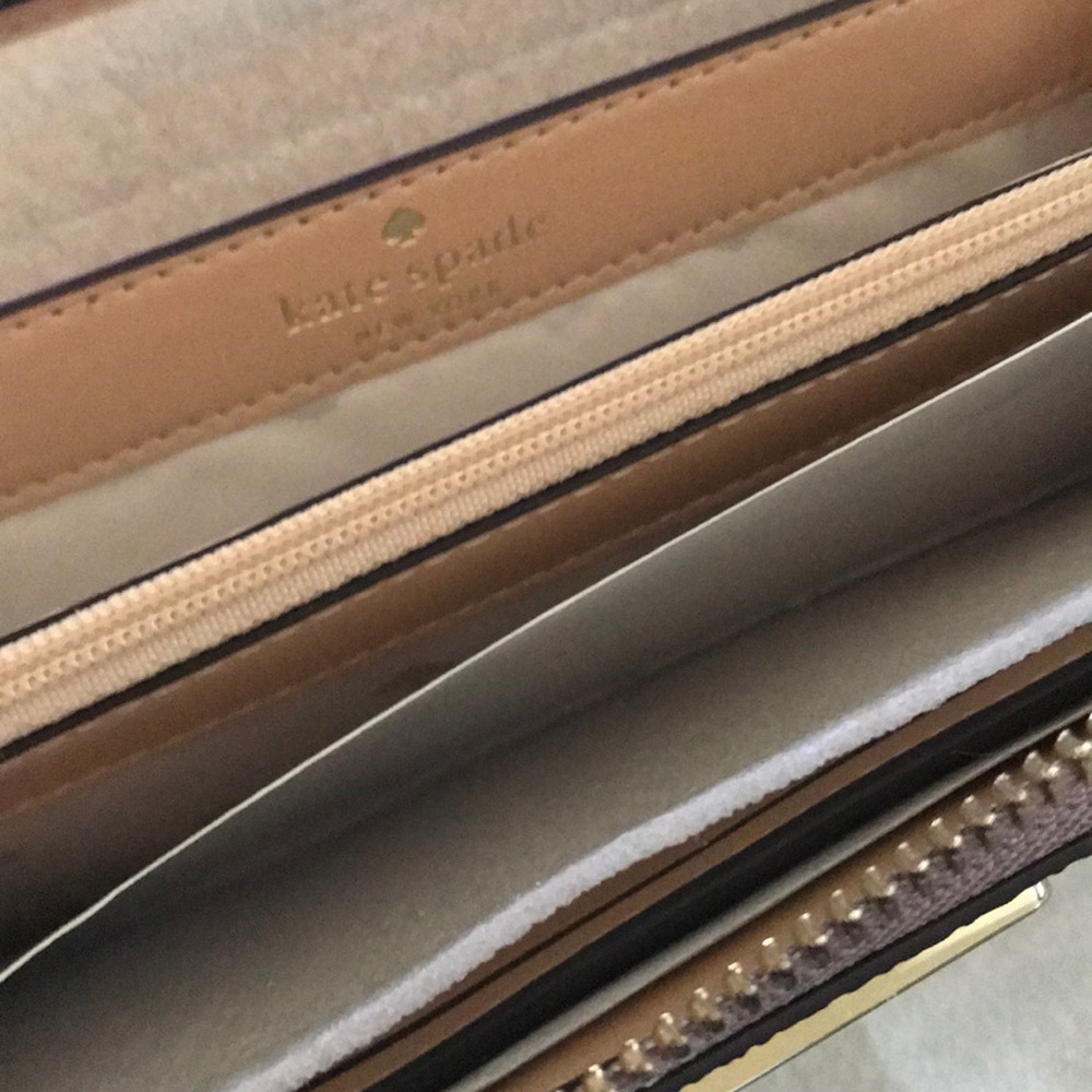 🥳HP🥳 Kate Spade Penn Place Neda wallet - Picture 4 of 6